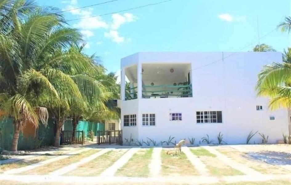 Departamentos Y Habitaciones Sak Naj Telchac Puerto Exterior photo